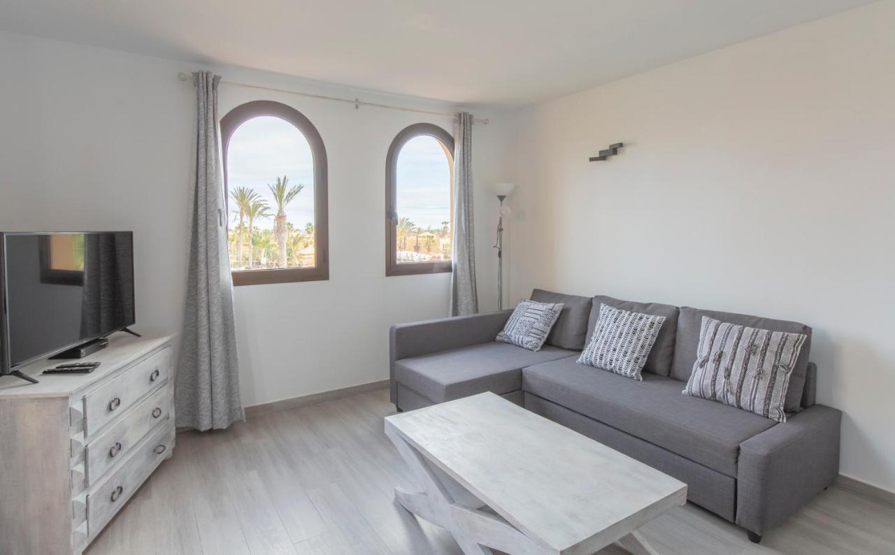 Perla House Apartment คอร์ราเลโฮ ภายนอก รูปภาพ