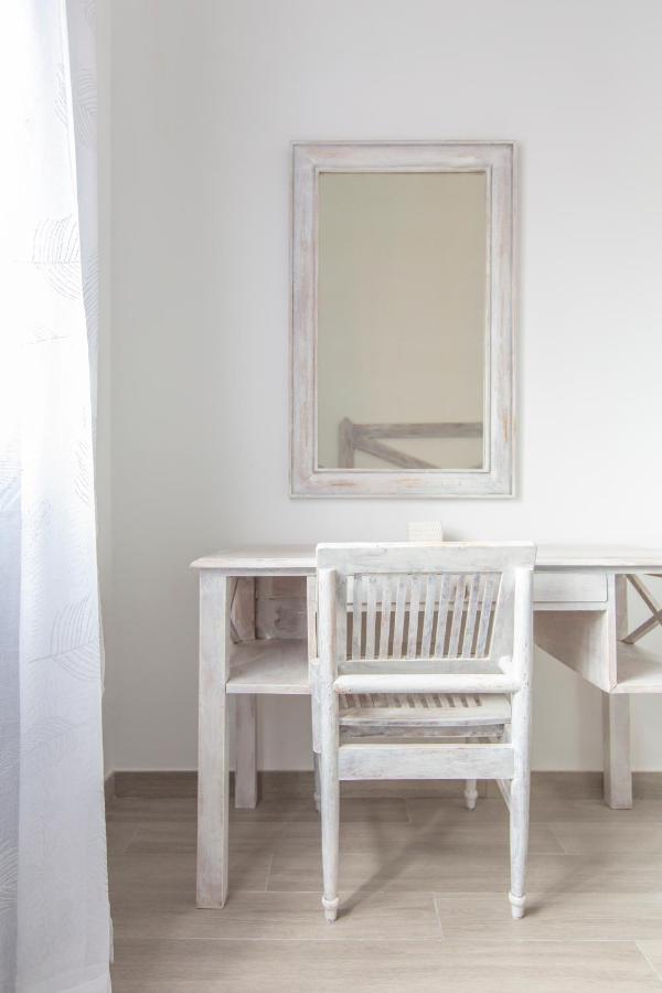 Perla House Apartment คอร์ราเลโฮ ภายนอก รูปภาพ